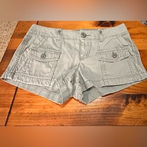 American Eagle Shorts Size 8 Very good condition